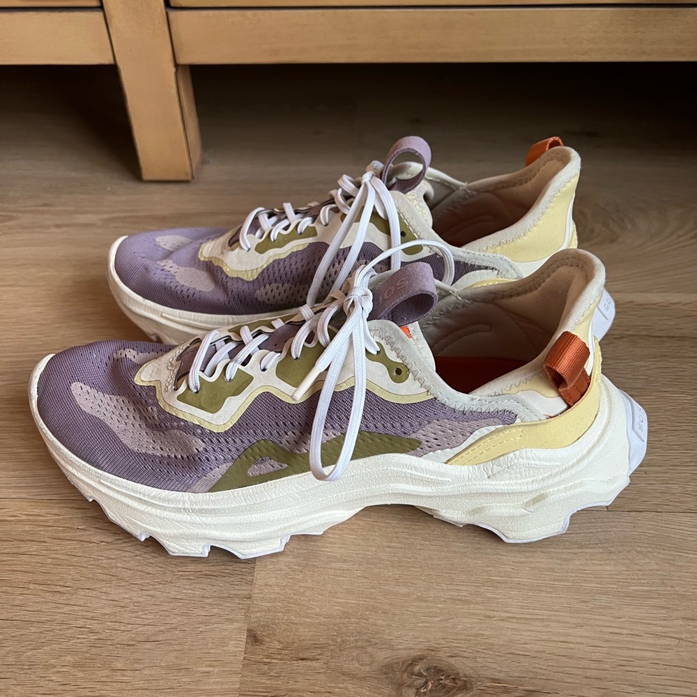 SOREL Eco Women's Kinetic Breakthru Day Lace Sneakers - size 10